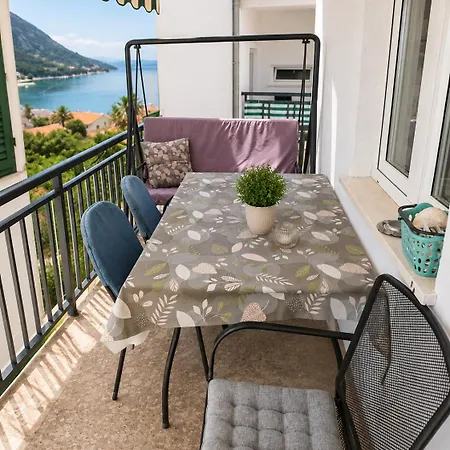 Manda Lägenhet Gradac (Split-Dalmatia)